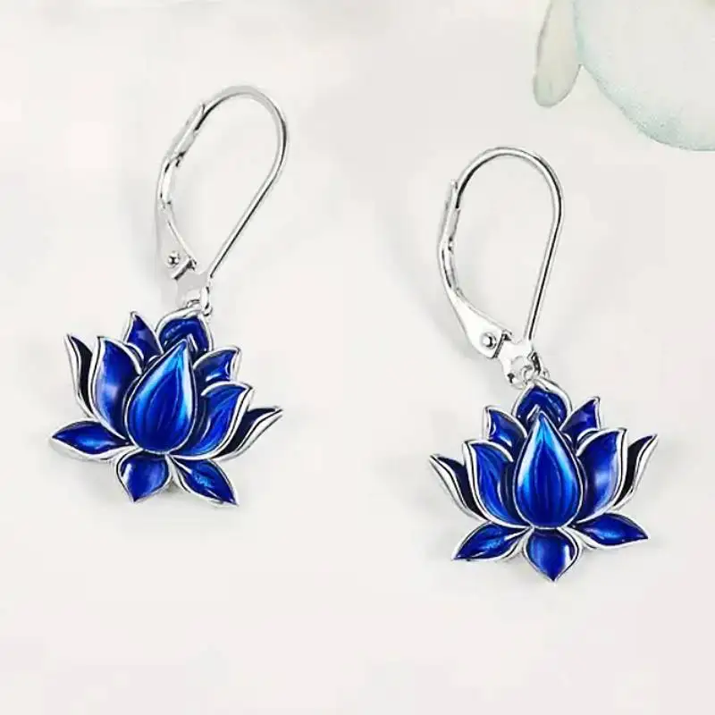 Huitan Elegant Women Drop Earrings Blue Lotus Shaped Fresh Style Party Daily Wedding Accessories Fashion Delicate Jewelry Gift