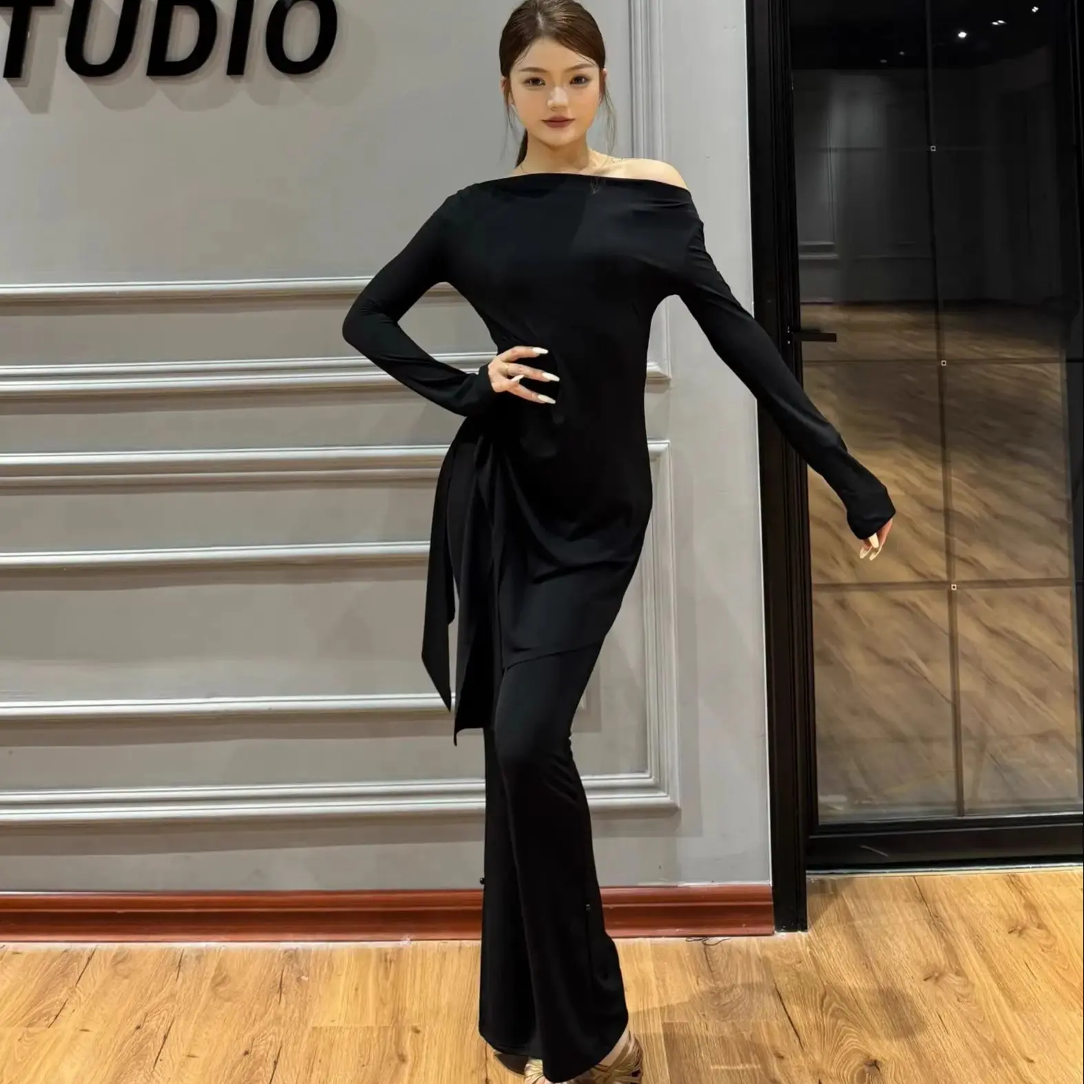 2025 Sexy Latin Dance Dress Women'S Costumes Boat Neck Top Pants Latin Dancing Competition Practice Training Clothing DN22050