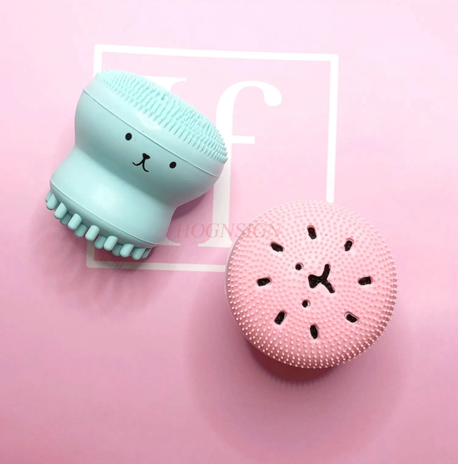 Octopus silicone facial brush for cleaning pores, facial cleanser, foam maker, manual cleansing brush