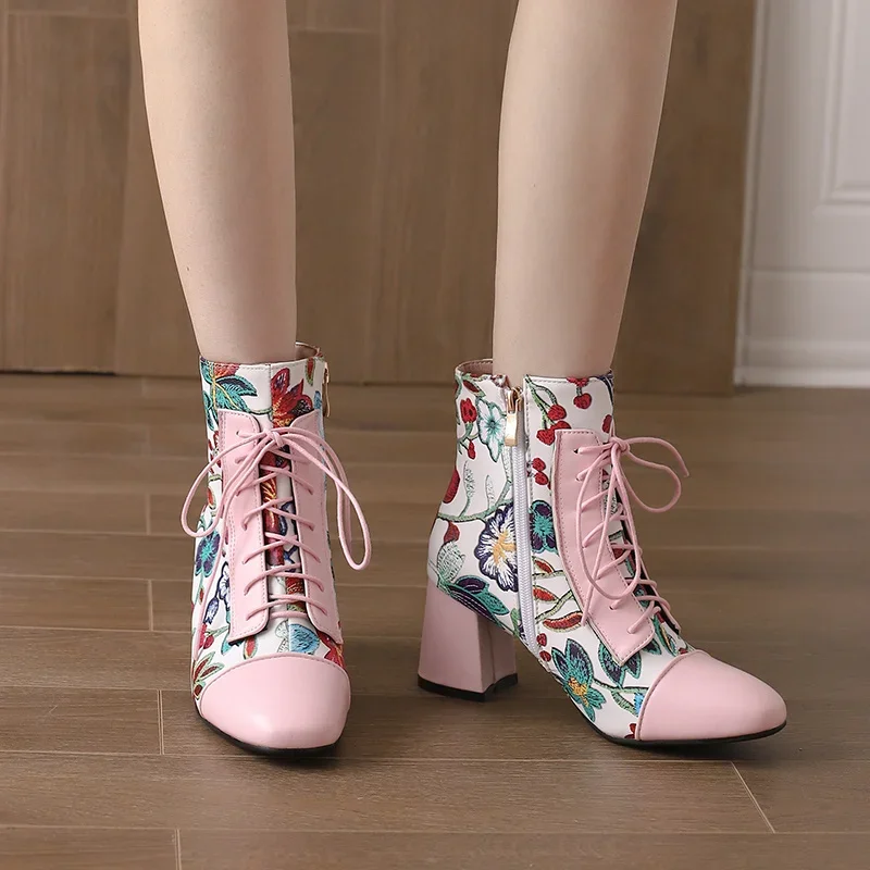 Fashion Winter Women Ankle Boots Pink Red White Flower Embroidery High Thick Heels British Party Ladies Zipper Plush Short Boots