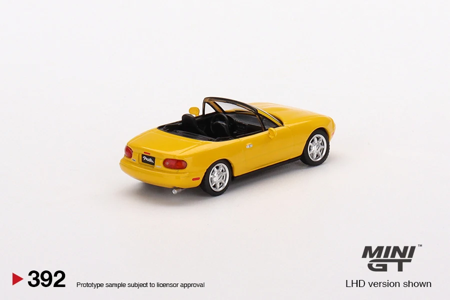 MINI GT 1:64 Eunos Roadster Sunburst /Miata MX-5 (NA) Diecast Model Car