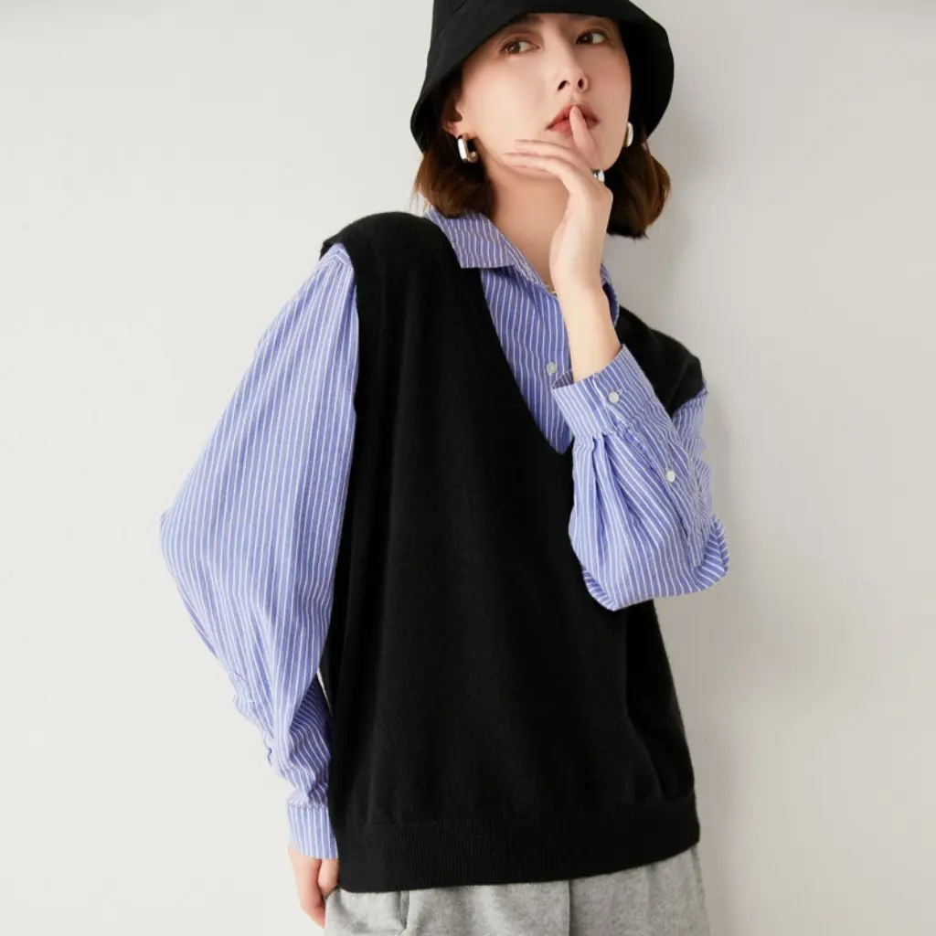 

Women's Autumn Knitted Wool Waistcoat V-neck Solid Color Loose Fashionable Base Vest for Casual Wear