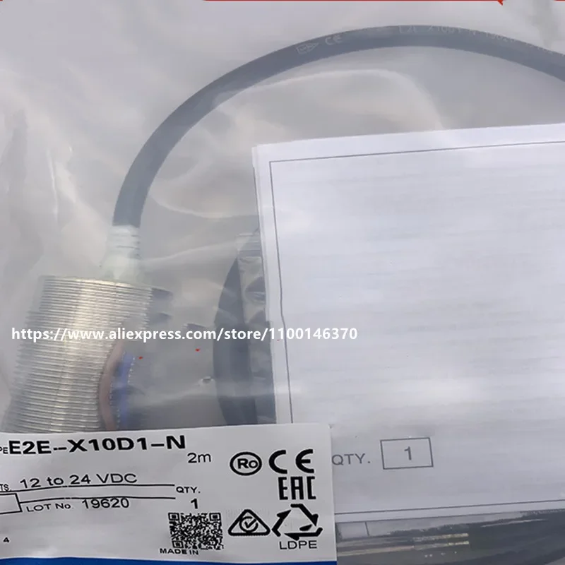

3Pcs New High Quality Proximity Switch E2E-X10F1-Z E2E-X10D1-N E2E-X10D2-N-Z E2E-X20MD1