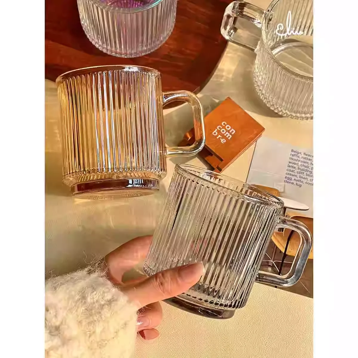 

Стеклянная кружка Ins в полоску с ручкой для дома, для напитков, с высокой эстетической ценностью, премиум-качество, винтажный стиль