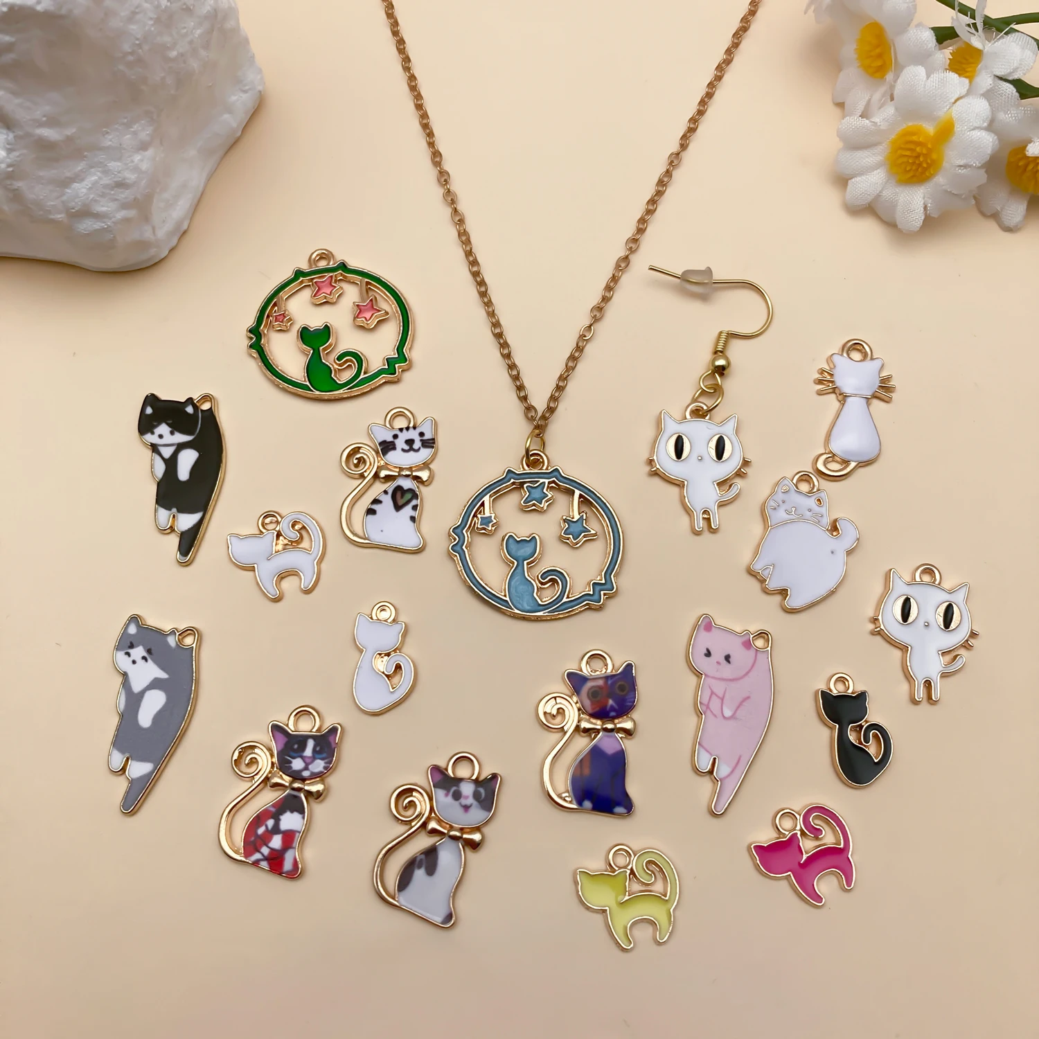 20/50/100pcs Enamel Charms Random Mixed Cat Alloy Pendants,Suitable For Diy Necklace,Earring,Jewelry Making Fashion Accessories image 5