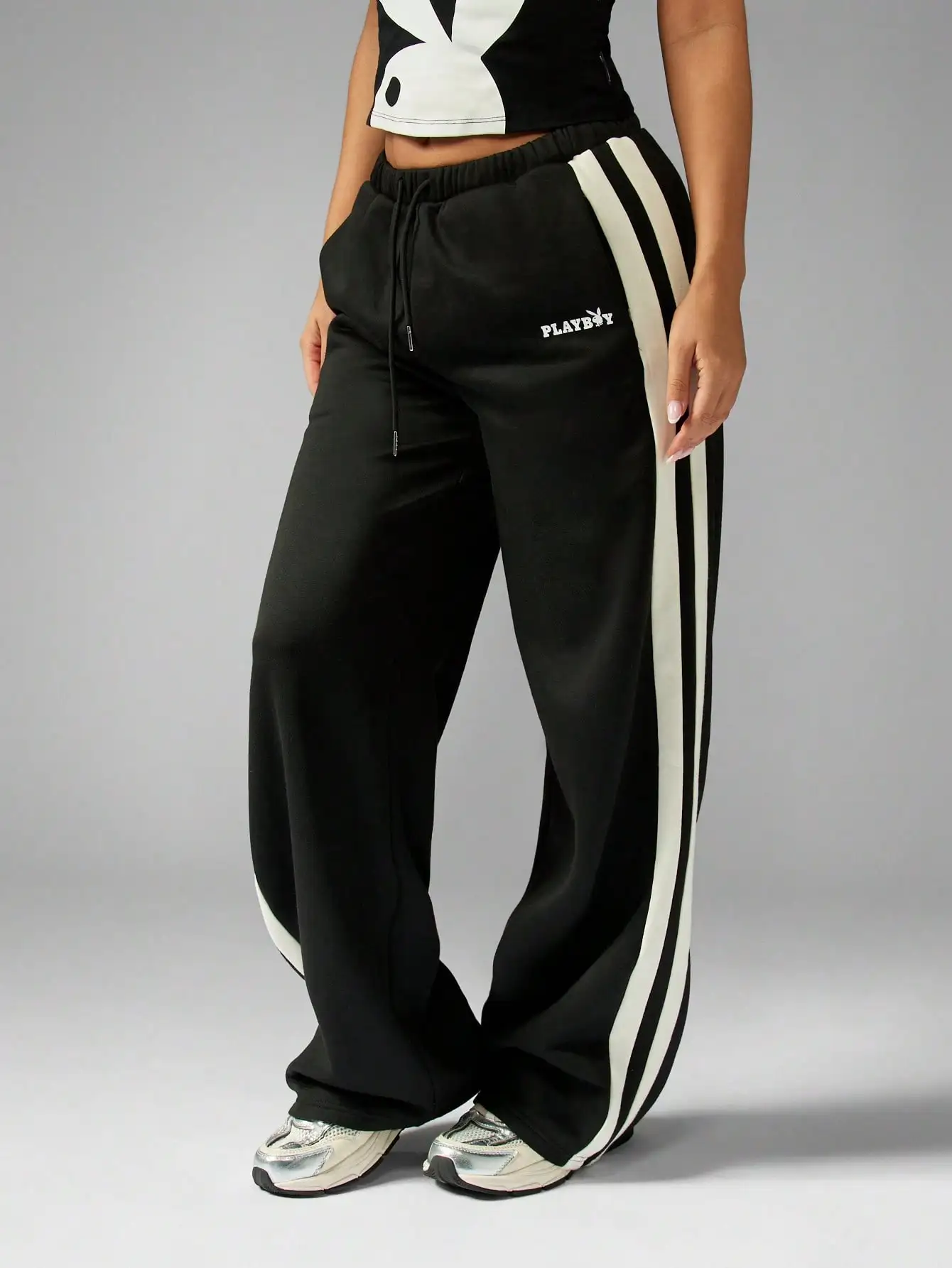 

Black Wide Leg Track Pants with Side Stripe Detail, Drawstring Waist, Retro-Inspired Loungewear