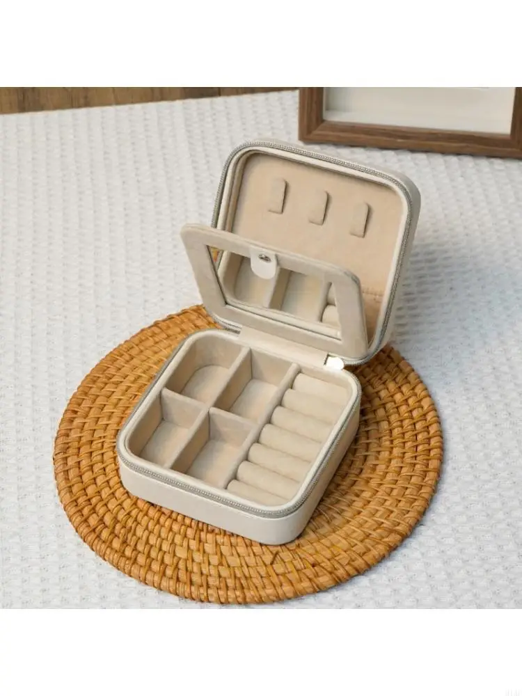 

91AF Portable PU Jewelry Organiser Box Practical Travel Storage Case With Soft Lining