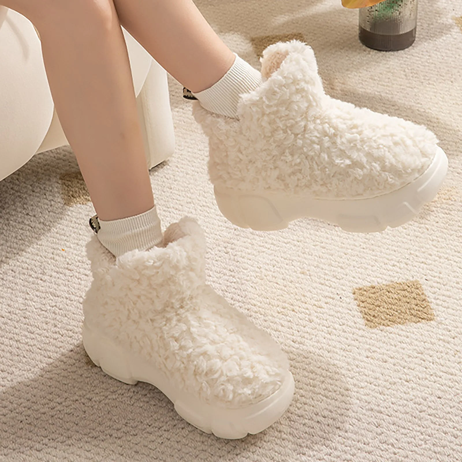 

2024 Couples Home Street Snow Boots Fluffy Footwear Winter Warm Shoes Women Men Indoor Cotton Slippers Soft Plush Platform Sole