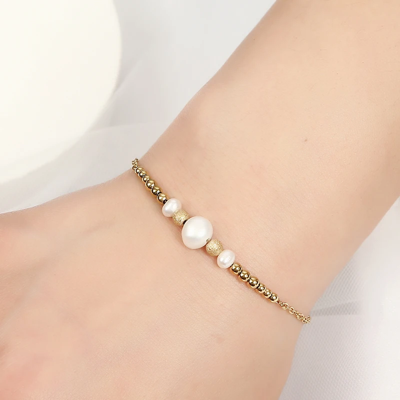 

Exquisite Quality French New Jewelry Girl Gift Party Wear Waterproof Durable Stainless Steel Charming Freshwater Pearl Bracelets