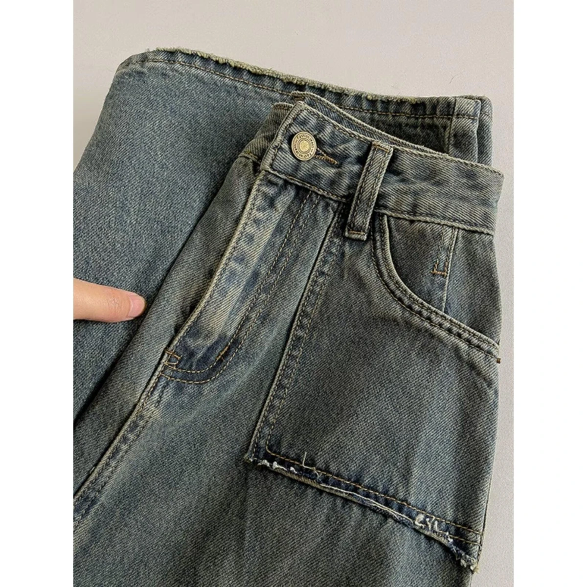 

Мужские джинсы в стиле хип-хоп из Гонконга, летние, новые, с принтом, в стиле стритстайл, модные, из смесового хлопка и полиэстера, свободные, расклешенные брюки