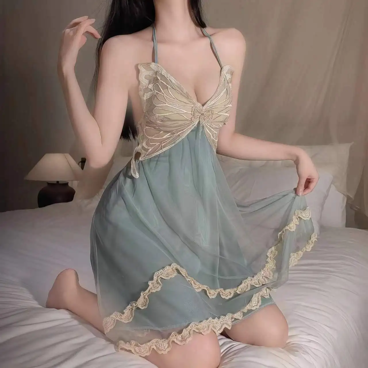 

Hot Selling Double-layer Ice Silk Mesh Outerwear, Suspender Skirt, Sexy Pajamas, Pajamas, Large Butterfly Chest Pads, Bathrobes