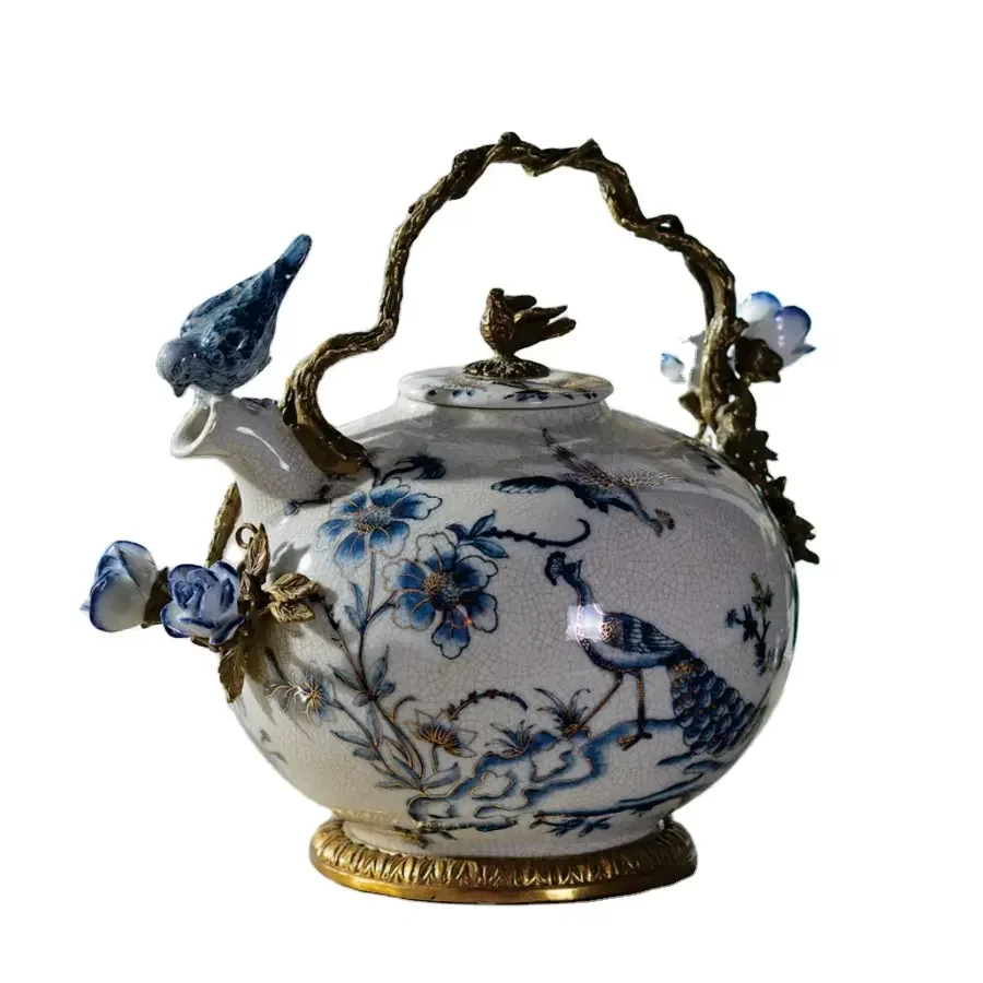 

Luxury China Blue and White Flower and Bird Design Accessories Porcelain Teapot for Home Decorations
