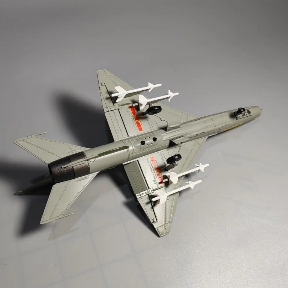 1:48 Scale Chinese J-7G Fighter Jet Aircraft Diecast Metal Airplane Models Simulation Military Souvenir Gift Display With Wheels