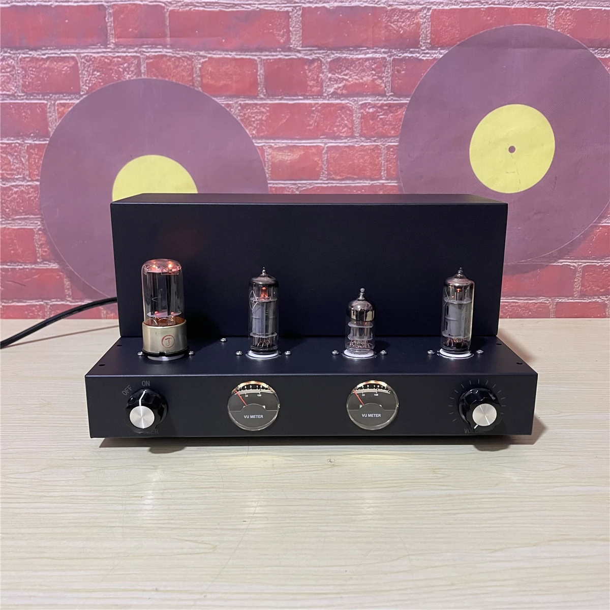 

New 4W*2 Soviet Union 6N2 pushes 6P1 luxury tube bile machine amplifier fever kit finished bile rectifier