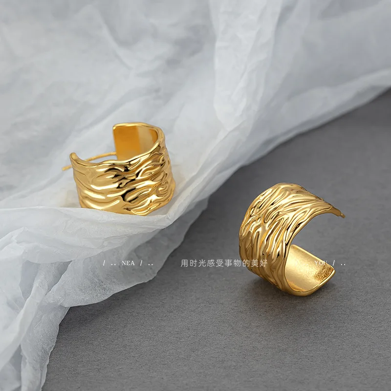 9999 Real Gold 24K Premium Metallic Gold C-Type Irregular Stud Earrings Niche Design French Retro Lazy Wind Folded Earrings