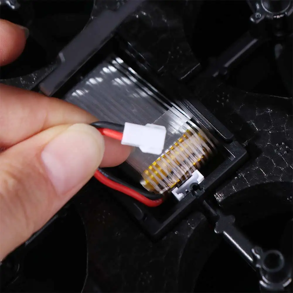 

Пенопласт EPP с дистанционным управлением, пенопластовый истребитель, перезаряжаемый 2,4G, трюк, четырехмоторный вертолет, прочный портативный радиоуправляемый реактивный самолет для хобби