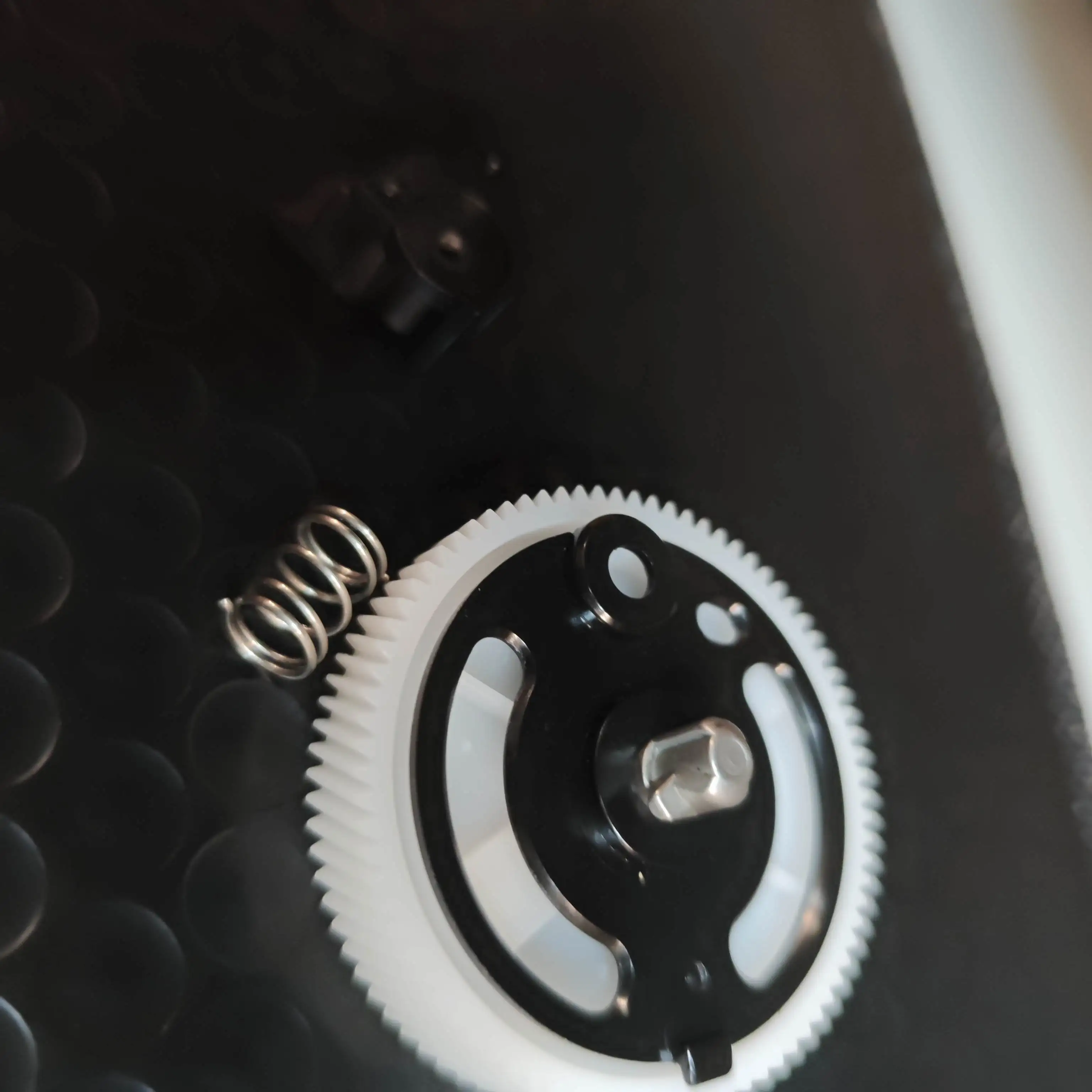 

1 шт. RU9-0036 поворотный механизм барабанного привода для HP LaserJet M402 M403 M426 M427/402 403 426 427