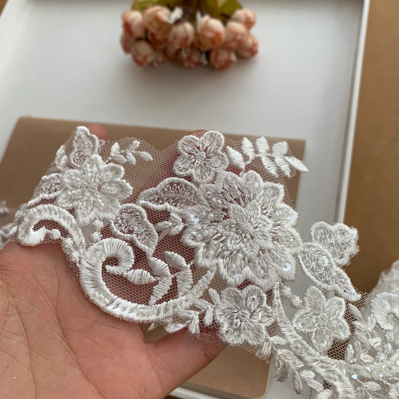 Milchweiße Perlen-Spitzenborte für Hochzeitskleider, Schleierkantenverzierung, Handgefertigte DIY-Accessoires, 5 Yards/Lot – Detail 5