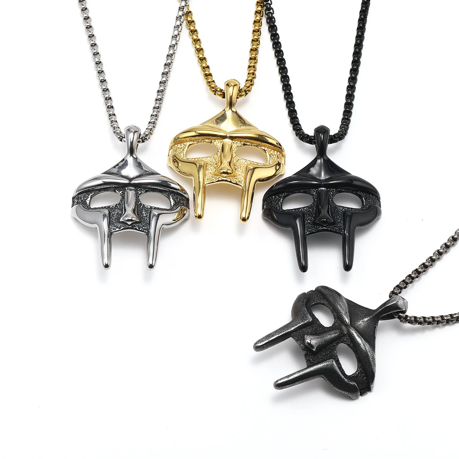 

Титановое ожерелье в стиле рок для мужчин, европейская маска со скелетом, кулон, ювелирные изделия, цепочка 60 см, роскошные массивные ожерелья, Лидер продаж 2025 г.