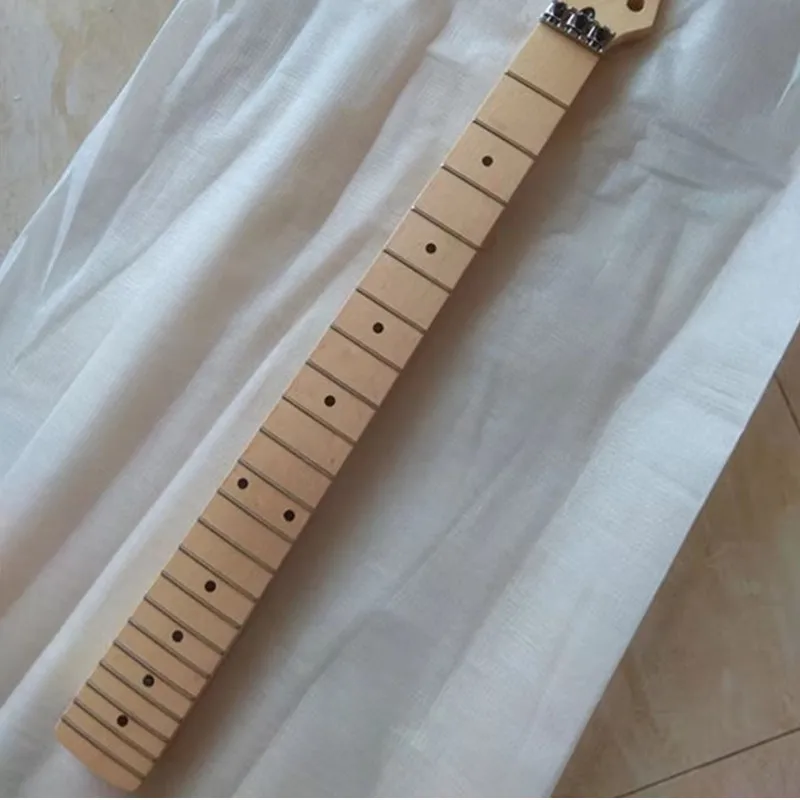 22 Frets Maple Reverse Headstock Right Hand Electric Guitar Neck Guitar Parts Musical Instruments Can Be Customized