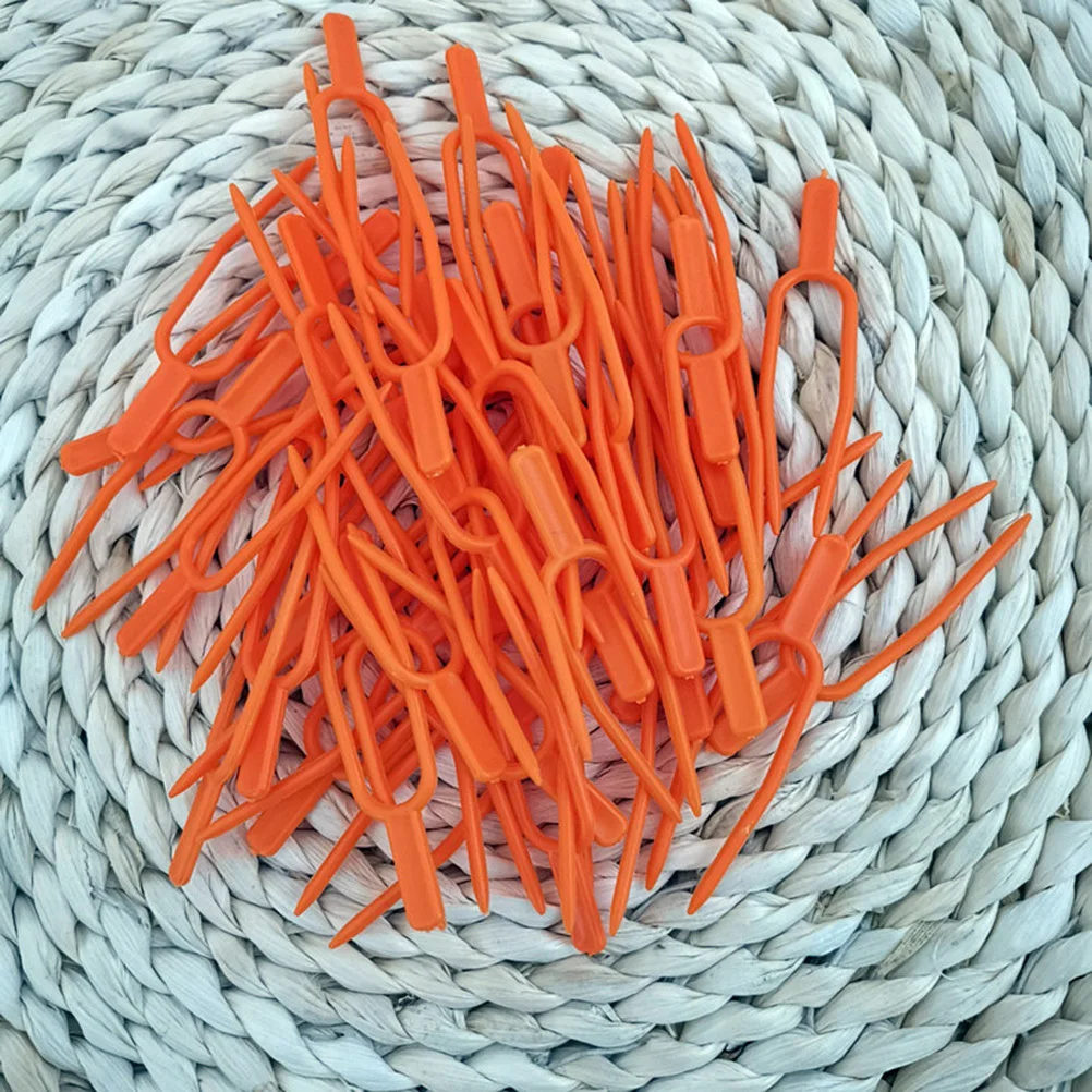 

50Pcs Vine Fixed Clip Plastic Plant Seedling Fixing Clips Reusable Garden Tool for Melon Strawberry Vine Growth Management