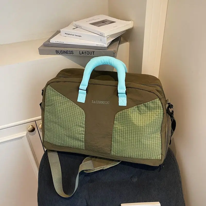 Large capacity travel bag, women's fashionable storage luggage bag, men's lightweight handheld crossbody