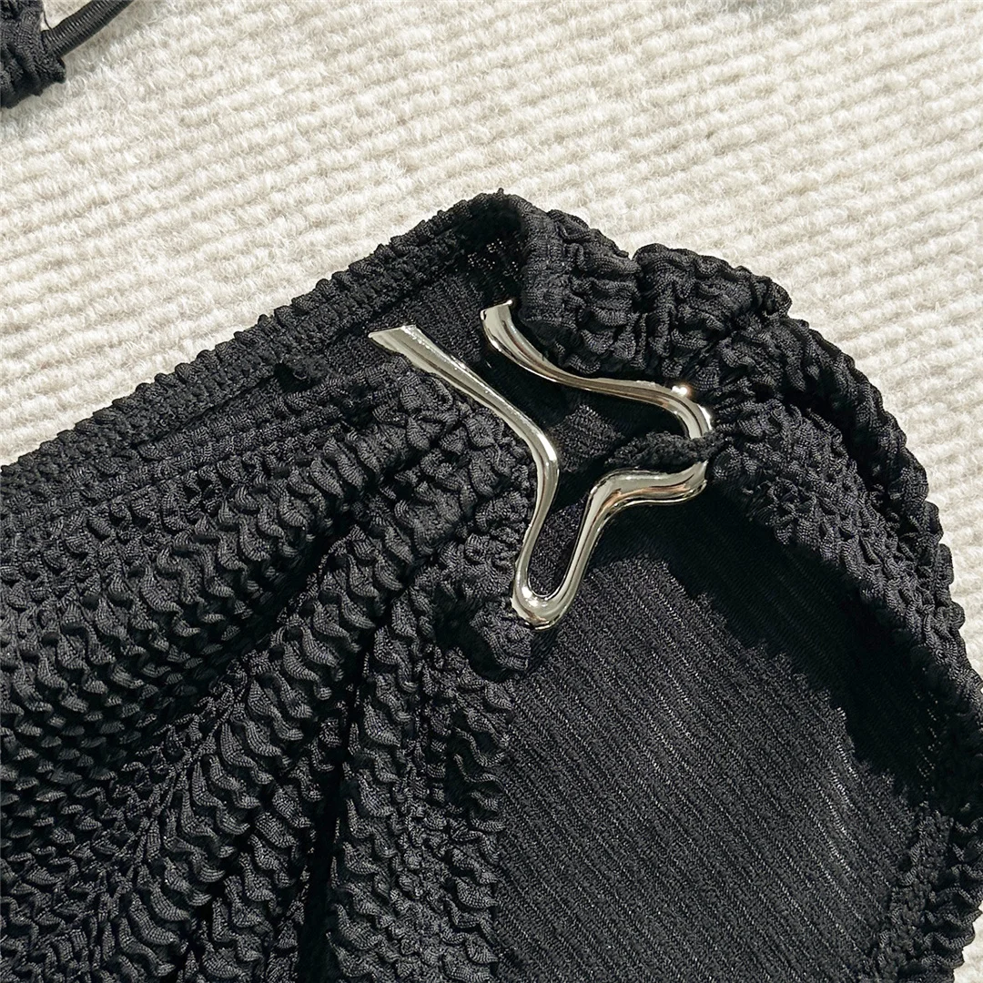 Mit Rock, geraffter, knitteriger Neckholder-Bikini, Damen-Badebekleidung, dreiteiliges Bikini-Set, Badeanzug, Badebekleidung, Schwimmbekleidung V7027 – Detail 19