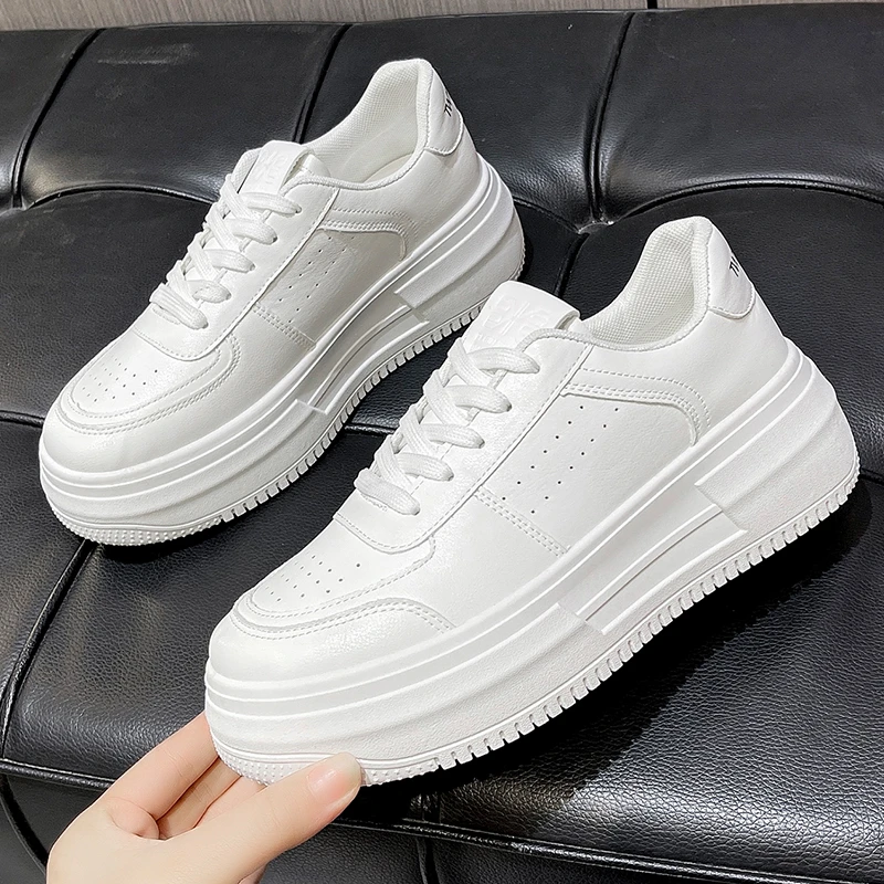 

2022 New White Casual Vulcanized Shoes Summer Comfortable Mesh Platform Sneakers Women Autumn Fashion Thick Sole Dad Shoes Lady