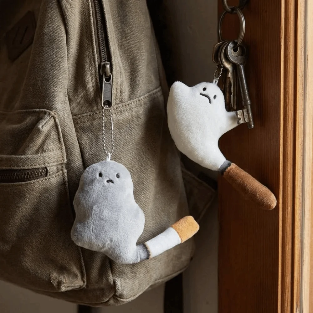 

Funny Ghost Smoke Stick Elf Charm Cartoon Design Fluffy Texture Key Ring Ghost Cat-shaped Smoke Stick-Shaped Cigar Cat Key Ring