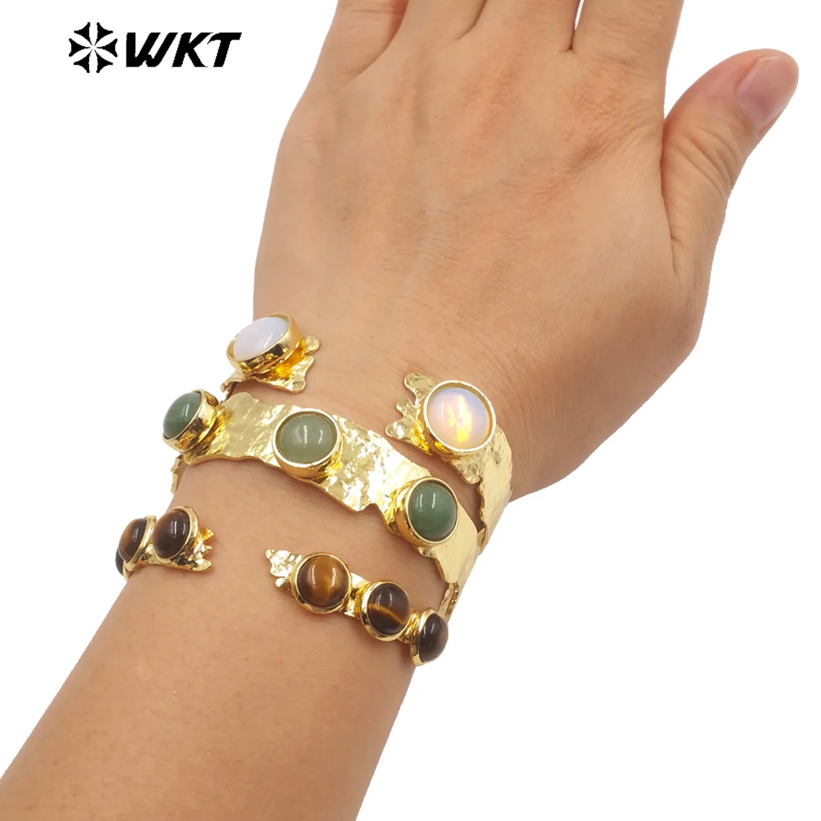 WT-B631 WKT2023 Hot Sale European Wide-Faced Gemstone Pattern Temprement Irregular 18k Gold-Plated Bracelet
