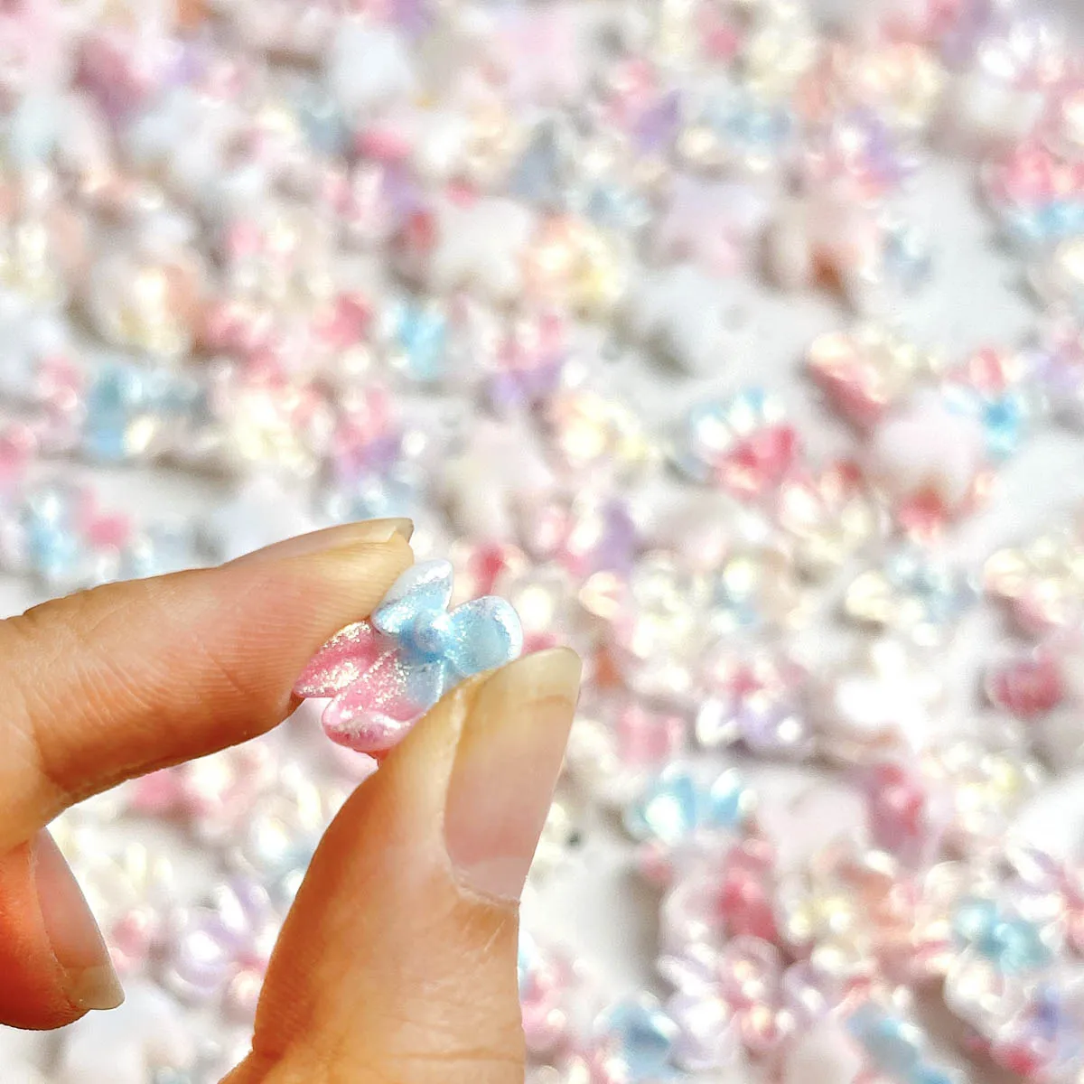 3D レジンファイングリッターカラフルなグラデーション胡蝶蘭ネイルチャーム発光花混合ネイルアート装飾マニキュア DIY パーツ