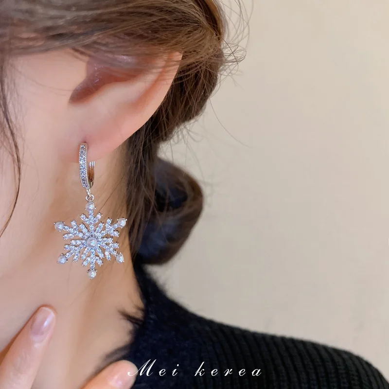 Korean Silver Needle Zirconia Snowflake Pearl Drop Earrings For Women Christmas New Year Jewelry Earrings Gifts Party