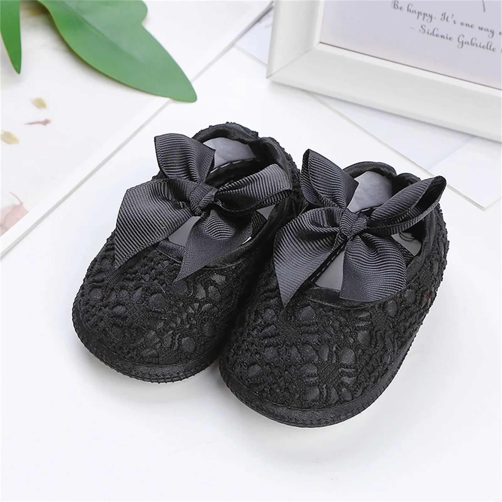 2024 New Fashion Baby Shoes Newborn Baby Girls Floral Print Little Bottie Prewalker Soft Sole Single Shoes For Your Baby