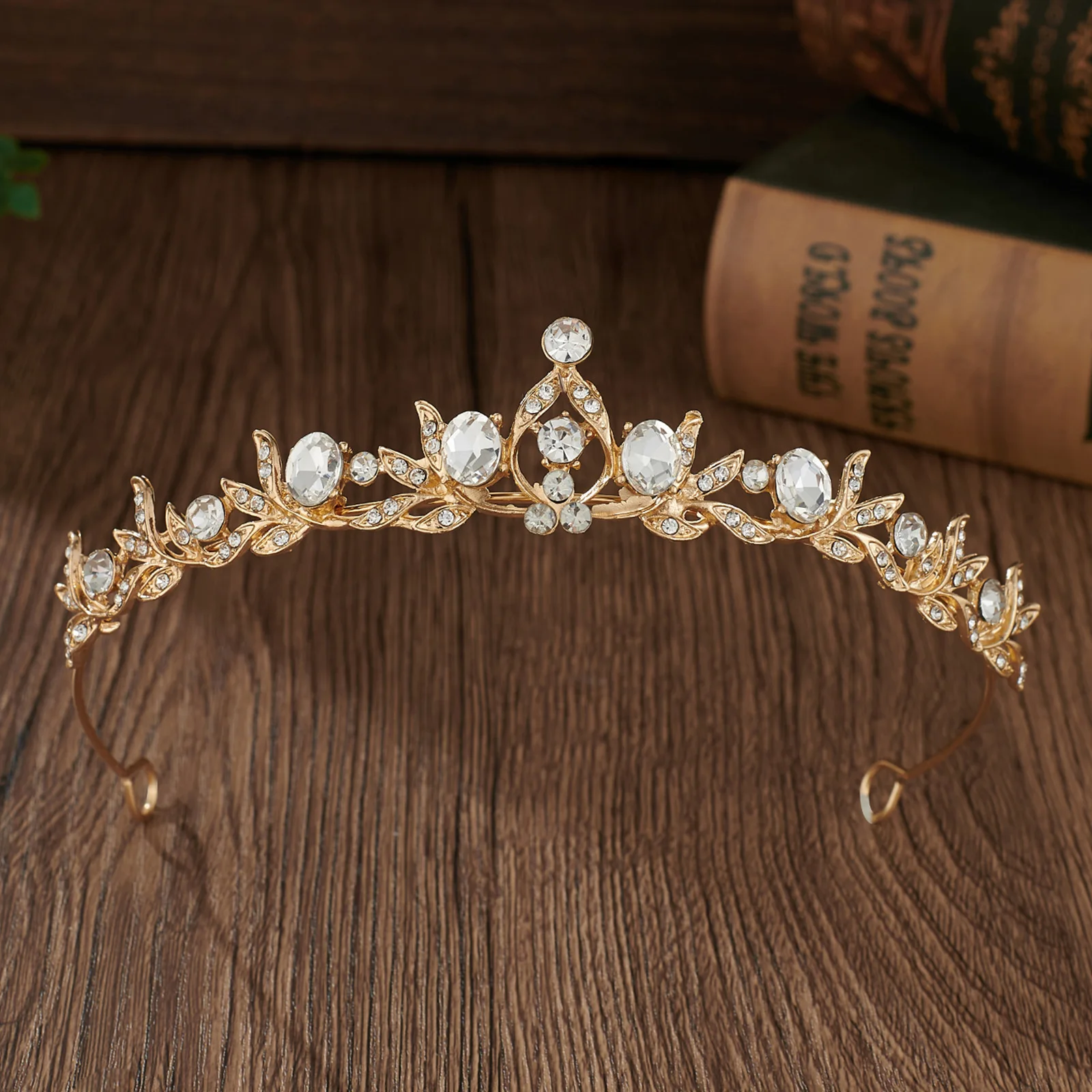 

Простые диадемы и короны из сплава, свадебные повязки на голову для невесты, повязки для волос из сплава золотого/серебряного цвета, диадема принцессы, блестящий декор с бриллиантами