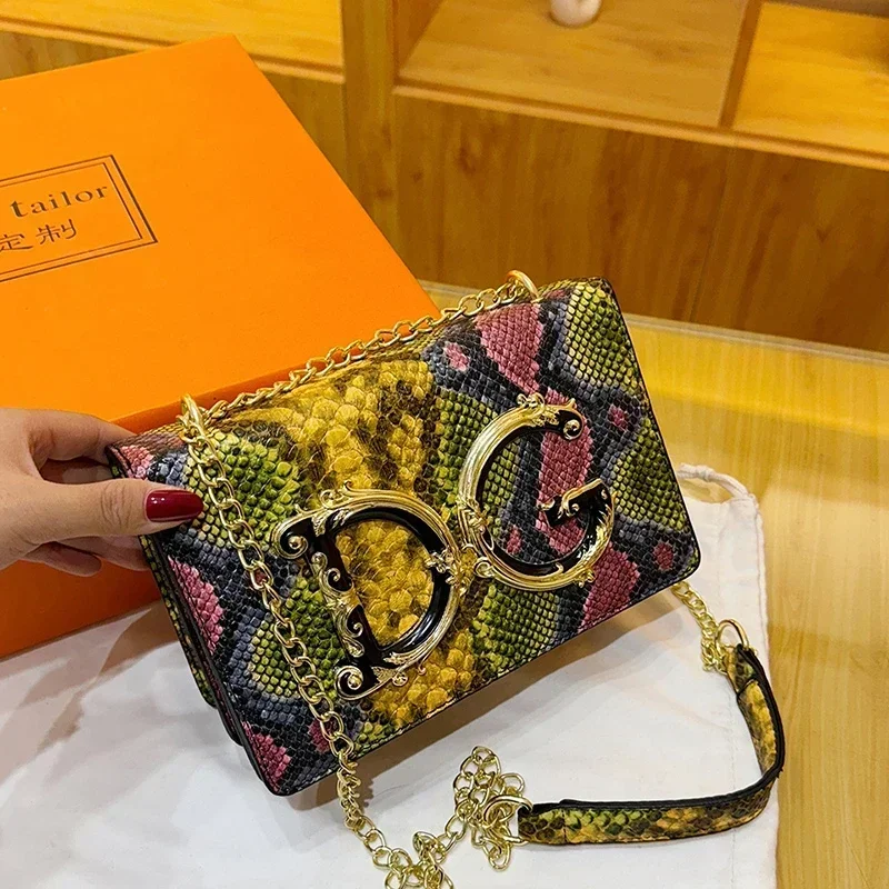 

Stylish Commuter Crossbody Bag - Minimalist Messenger Purse With Superstar Letter Logo & Luxury Finish