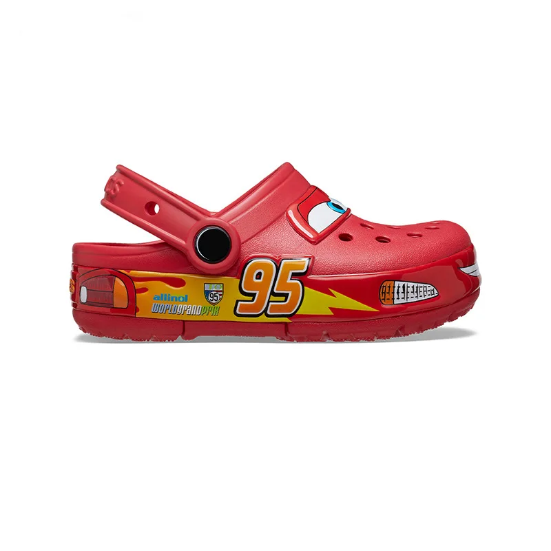 Disney Lightning Mcqueen buty Led podświetlane samochodem buty dla dzieci animacja dziecięce sandały plażowe wodoodporne dziury dno chłopcy