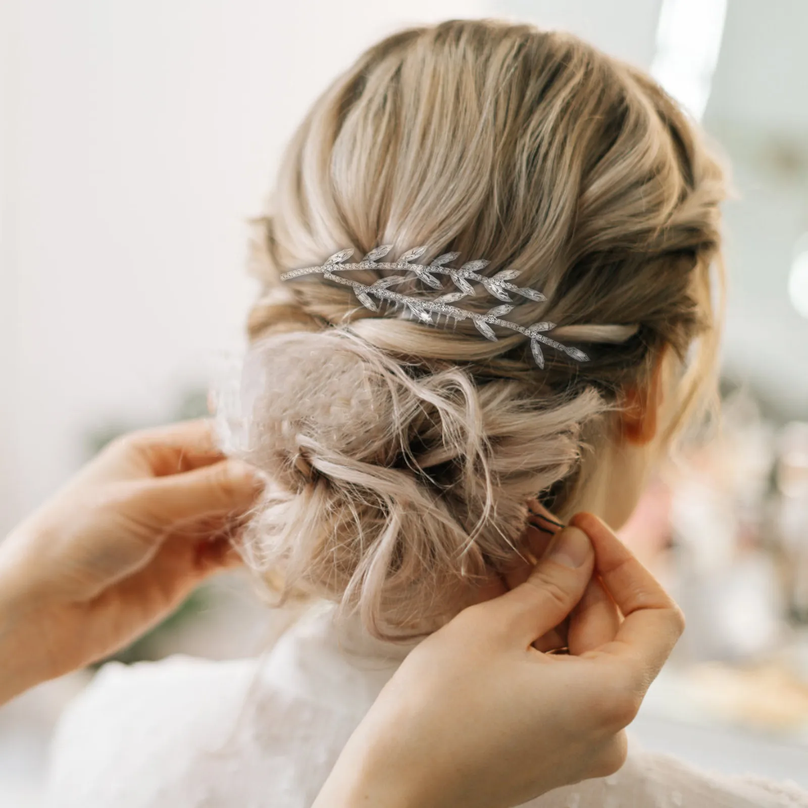

Wedding Comb Rhinestone Bridal Hair Accessories Bride Headpiece Crystal Updo Chignon Styling Hair Combs For Women Party