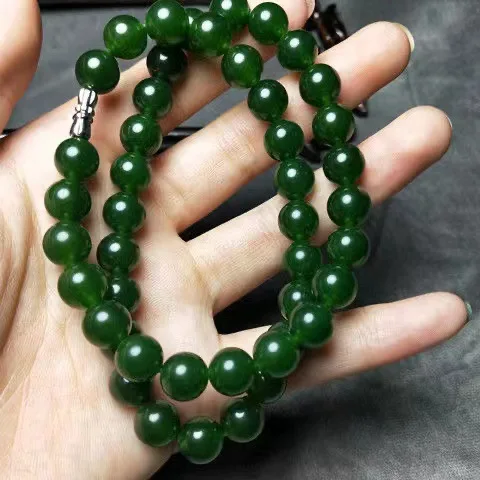 

Taiwan green jasper round bead yang green necklace spinach green quartzite jade women's versatile