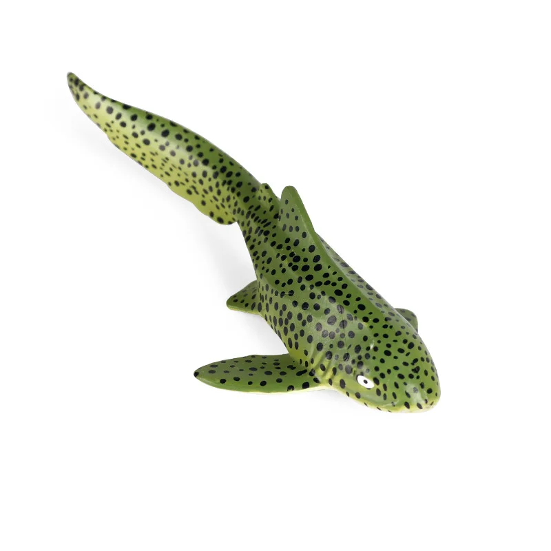 Simulation of children's marine animal model Leopard shark striped spotted shark yellow-tailed parastickleback fox fish toy