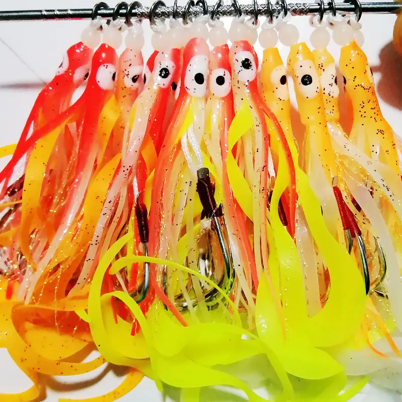 

AS 10pcs/lot Silicone Skirt Fishing Hook Glow Assist Hooks With Squid Skirts Lumious Slow Jig Sea Fishing Accessories