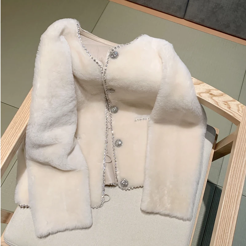 High Quality Luxury Fashion Winter Lamb Wool Warm Outerwear New Women O Neck Diamonds Single Breasted White Woolen Jacket Coat