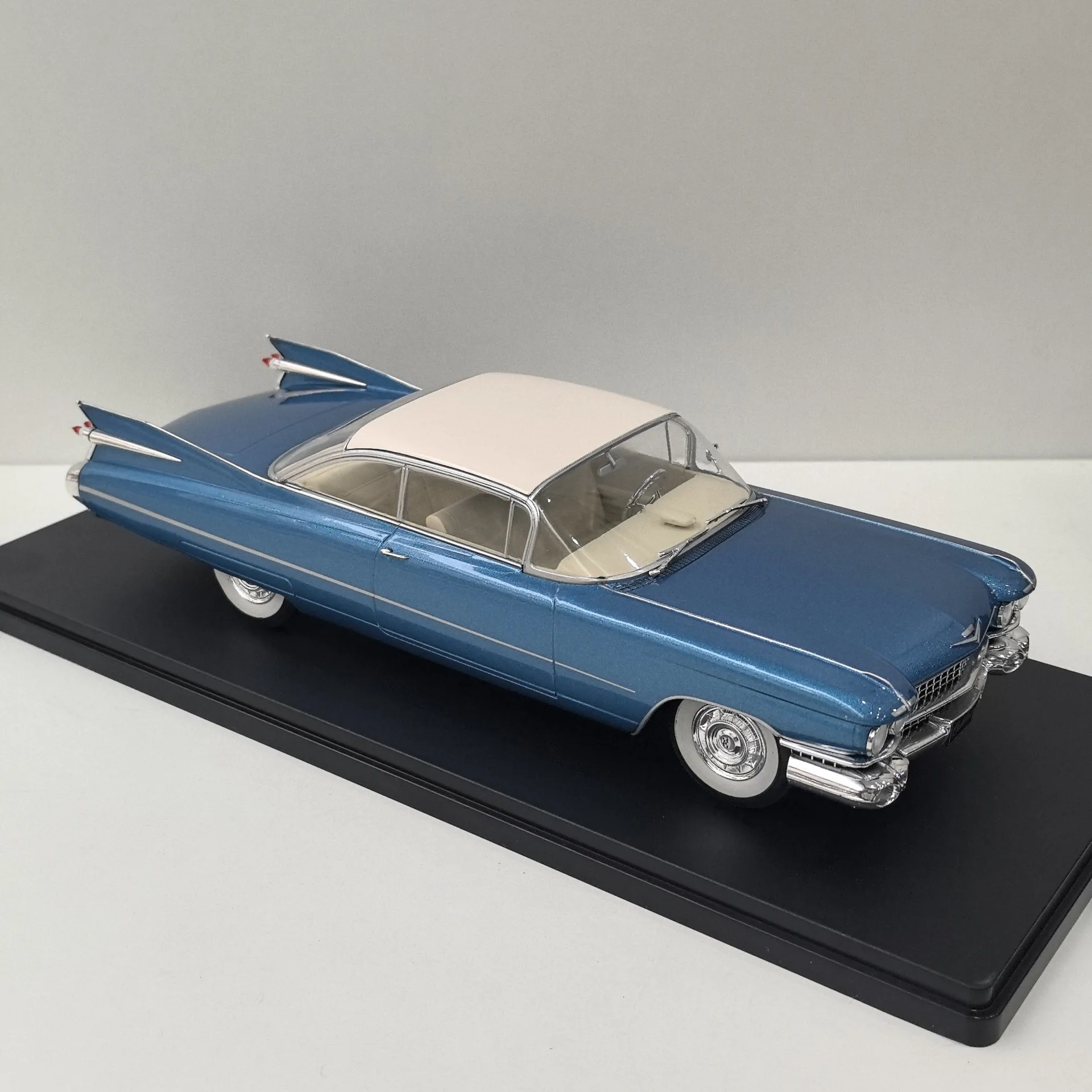 دييكاست وايت بوكس 1/24 مقياس كاديلاك إلدورادو سبيكة سيارة نموذج تحصيل لعبة هدية تذكارية عرض حلية #3