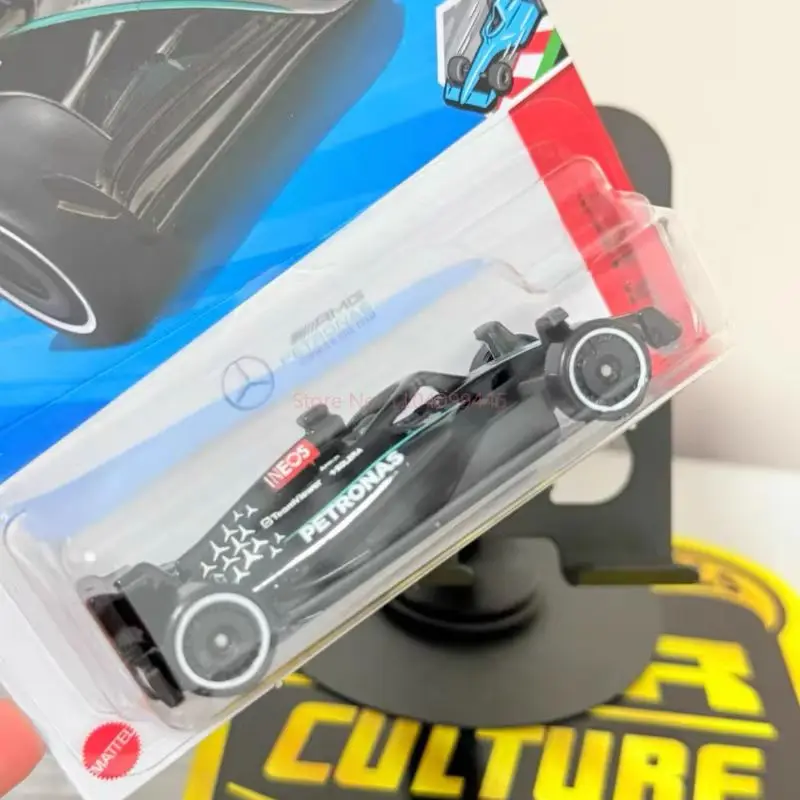 

New Original Hot Wheels Cars 2025j F1 Petronas Racing 1/64 Racing Diecast Vehicle Cars Toys Alloy Material Car Figure Toy Boy
