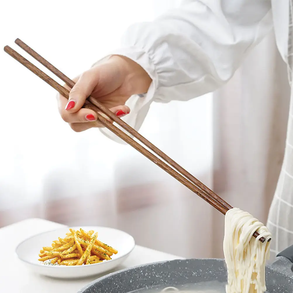 

4Pairs Long Chopsticks for Hot Pot Extra Length Wooden Cooking Utensil Ideal for Frying Noodles Bbq Reusable Kitchen Chopstick
