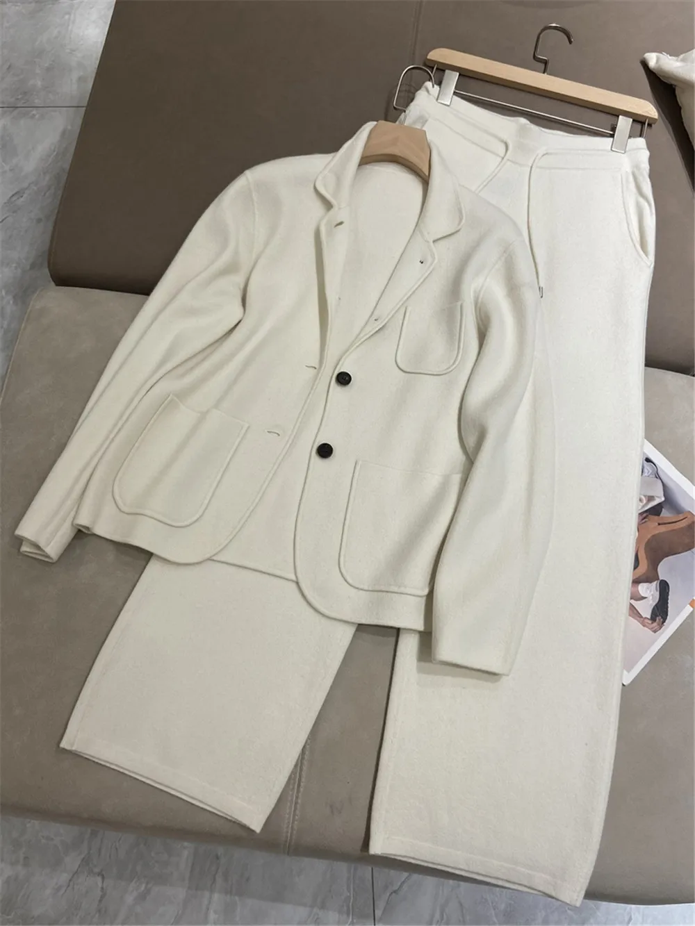 Autumn And Winter Stand Collar Single-Breasted cardigan jacket+ Drawstring Straight Pants Women\'s Casual Suits