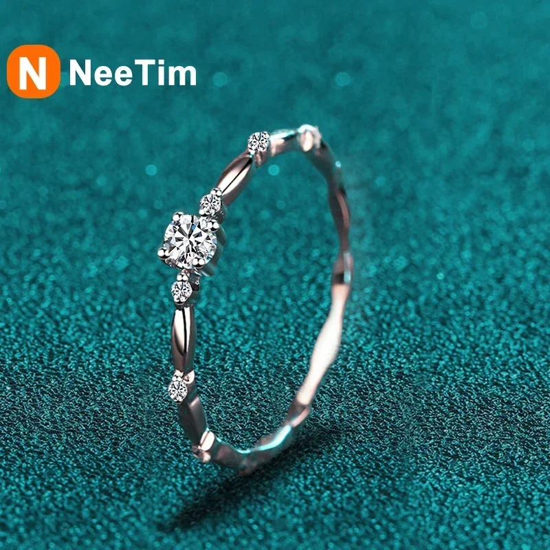 NeeTim D Color VVS1 Moissanite Ring for Women Wedding Fine Jewely with Certificete 925 Sterling Silver Engagement Rings Gifts