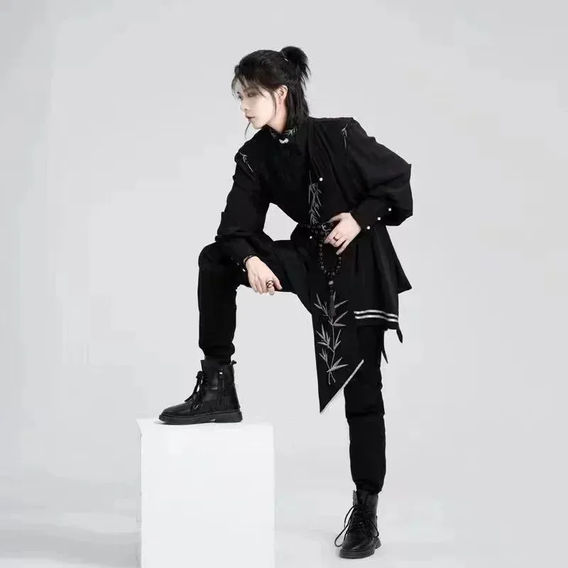 2025 estilo Neutral Han Element bata hombres mujeres nuevo traje chino Tang Vintage nicho negro oscuro moda parejas camisa ropa