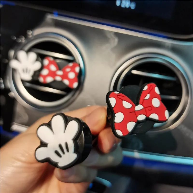 Cute Car Perfume Clip Cartoon Bowknot Air Freshener Car Vent Fragrance Solid Parfum Wholesale Girl Automobile Accessories