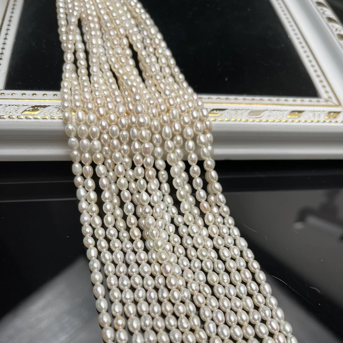 AAA 3–4mm High Quality Rice 10 - огляд і ціна Natural Freshwater Pearl Strand Loose Beads
