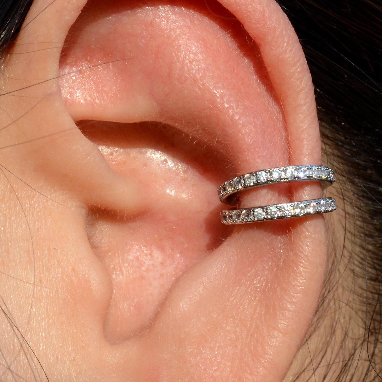 2025 Fashion Crystal CZ C Shape Ear Cuffs No Hole Ear Clip Non-Piercing Fake Cartilage Earrings For Women Jewelry Earring Stack